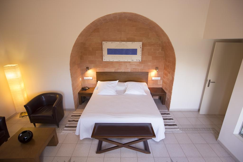 Hotel Cal Naudi Лес Касес д'Алканар Екстериор снимка