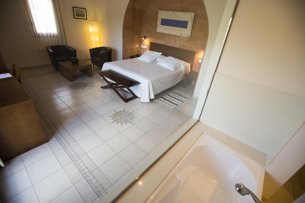 Hotel Cal Naudi Лес Касес д'Алканар Екстериор снимка