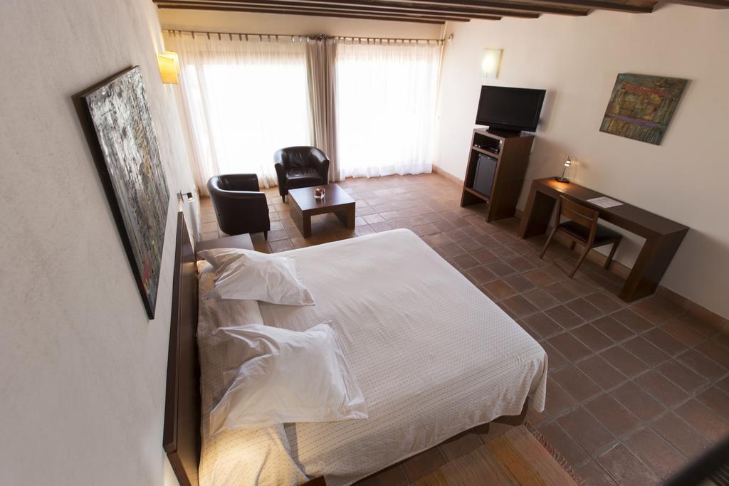 Hotel Cal Naudi Лес Касес д'Алканар Екстериор снимка